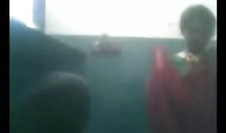 সুন্দরি সেক্সি মহিলার, পরিণত) ভাগনির সাথে চুদাচুদি