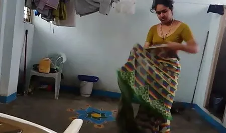 বাঁড়ার চুদাচুদি গপ্ল রস খাবার