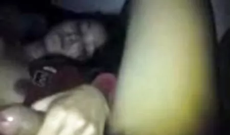 সুন্দরী মামির সাথে চুদাচুদি বালিকা