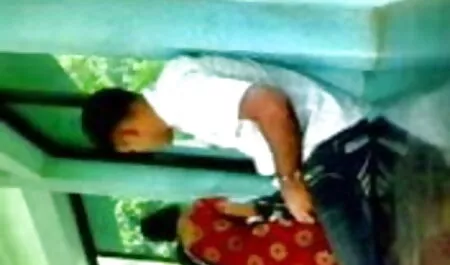 যৌন্য উত্তেজক শালির সাথে চুদাচুদি দুধ ম্যাসেজ