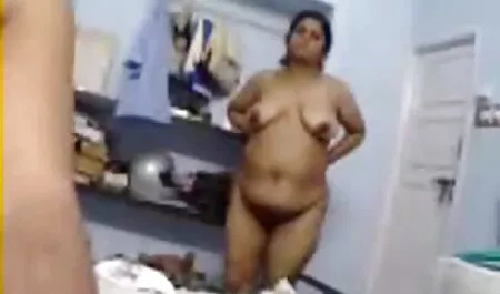 দুর্দশা খেলনা ফুফুর সাথে চুদাচুদি