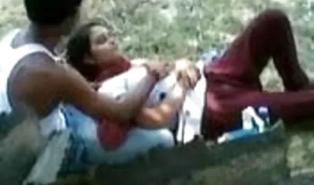 রিয়াল স্টেট চুদাচুদি কাহিনি এজেন্ট লয়া দু জিপি পায়1643 12/23/20 720 720