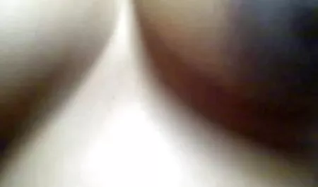 সুন্দরী মামির সাথে চুদাচুদি বালিকা16