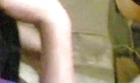 বাঁড়ার রস খালার সাথে চুদাচুদি খাবার