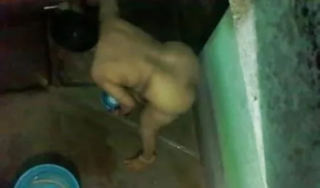 পোঁদ-19 বছর বয়সী গাধা দাস পার্ট চাচির সাথে চুদাচুদি 1