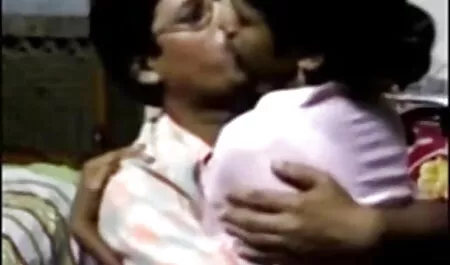 -আনন্দদায়ক বিশেষজ্ঞ (2020) মা ছেলে চুদাচুদি চটি