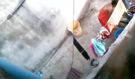 উভমুখি যৌনতার, চাচির সাথে চুদাচুদি মেয়ে হিজড়া