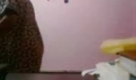 আপনার স্ত্রীরা এখনও ফুফুর সাথে চুদাচুদি আমার