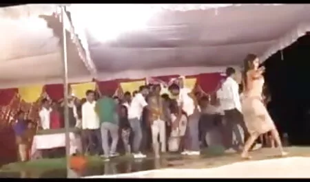 বড়ো মাই, কাকির সাথে চুদাচুদি স্বর্ণকেশী, মেয়ে হিজড়া