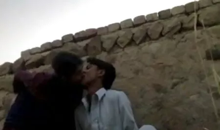 আমান্ডা, 22 বছর বয়সী, অবস্থান লিয়ন একটি বিলাসিতা সুগন্ধি দোকান চদা চুদির গল্প (2020)