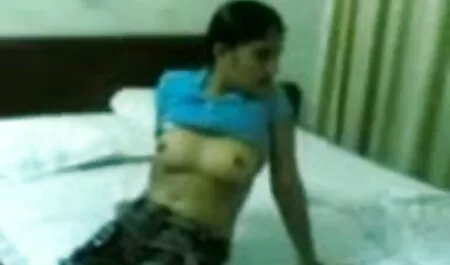 রিলে তারকা-একটি মোচড়ের তারকা (2020) চুদাচুদি চটি