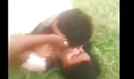 আরো কাকির সাথে চুদাচুদি ছবি ও ভিডিও দেখুন