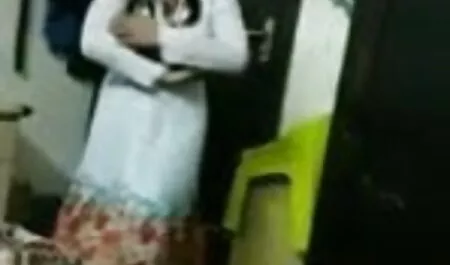 মেয়ে বাংলা চুদাচুদি গলপ সমকামী