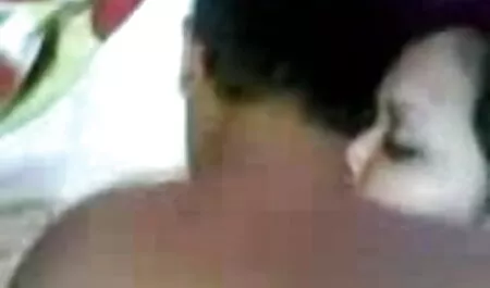 টিনা-ধূসর ঘনিষ্ঠ মুহূর্তের (2020) কাকির সাথে চুদাচুদি