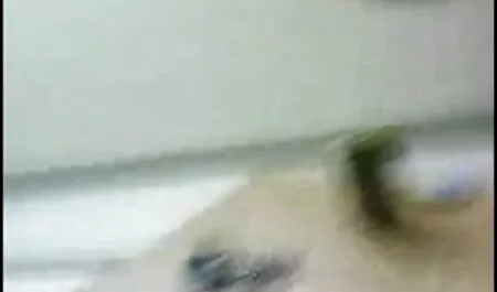 আন্ত জাতিগত ভাই বোন চুদা চুদির গল্প বড় সুন্দরী মহিলা তিনে মিলে