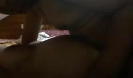 বাঁড়ার রস কাকির সাথে চুদাচুদি খাবার