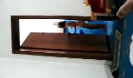 ডগী-স্টাইল ছোট মাই শালির সাথে চুদাচুদি